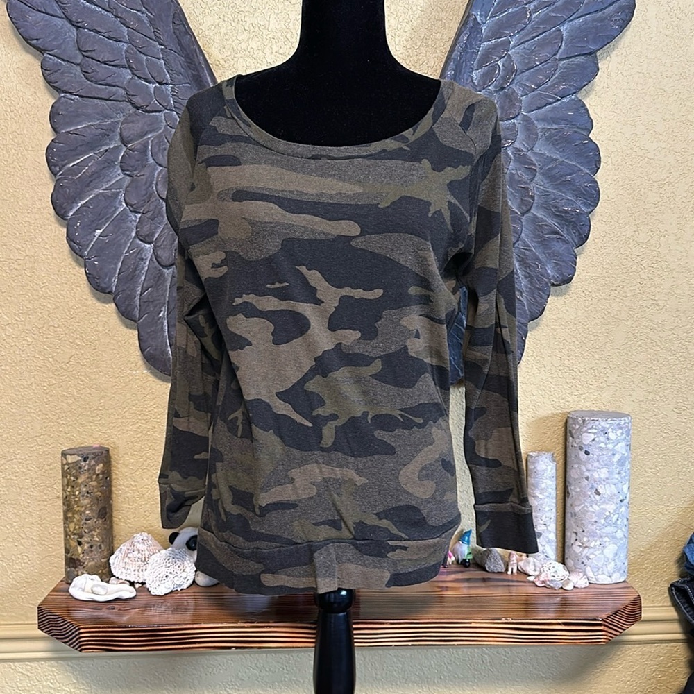 TNA Camo Longsleeve Tee Shirt
